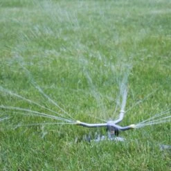 1,225 Sq. Ft. 3 Arm Whirling Sprinkler -arbor Shop bb1f83146016ff3b13ba70b7b19f35f2